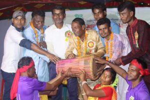 প্রথম স্থান বিজয়ী দল দিনাজপুর,হিলি।